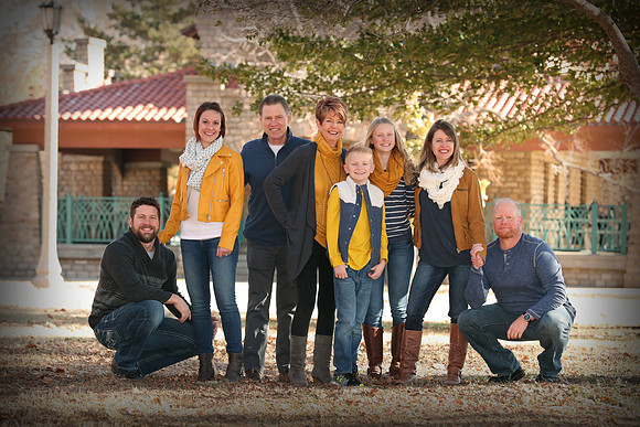 Oak Park Late Fall Family Portrait November 10am