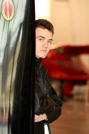 B29 DOC Hanger High School Senior Portrait A71I4208