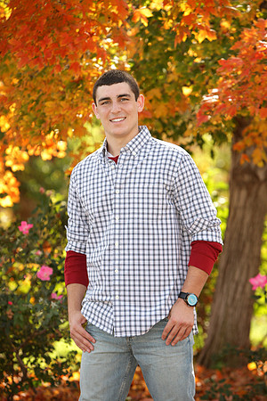 Botanica fall High School Senior Portrait __0266_pp Christophers Favorite